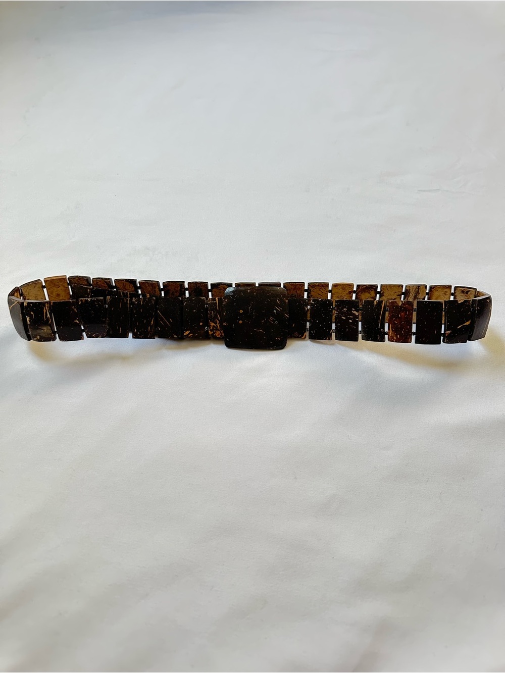 Brown square design wooden adjustable non-stretch belt